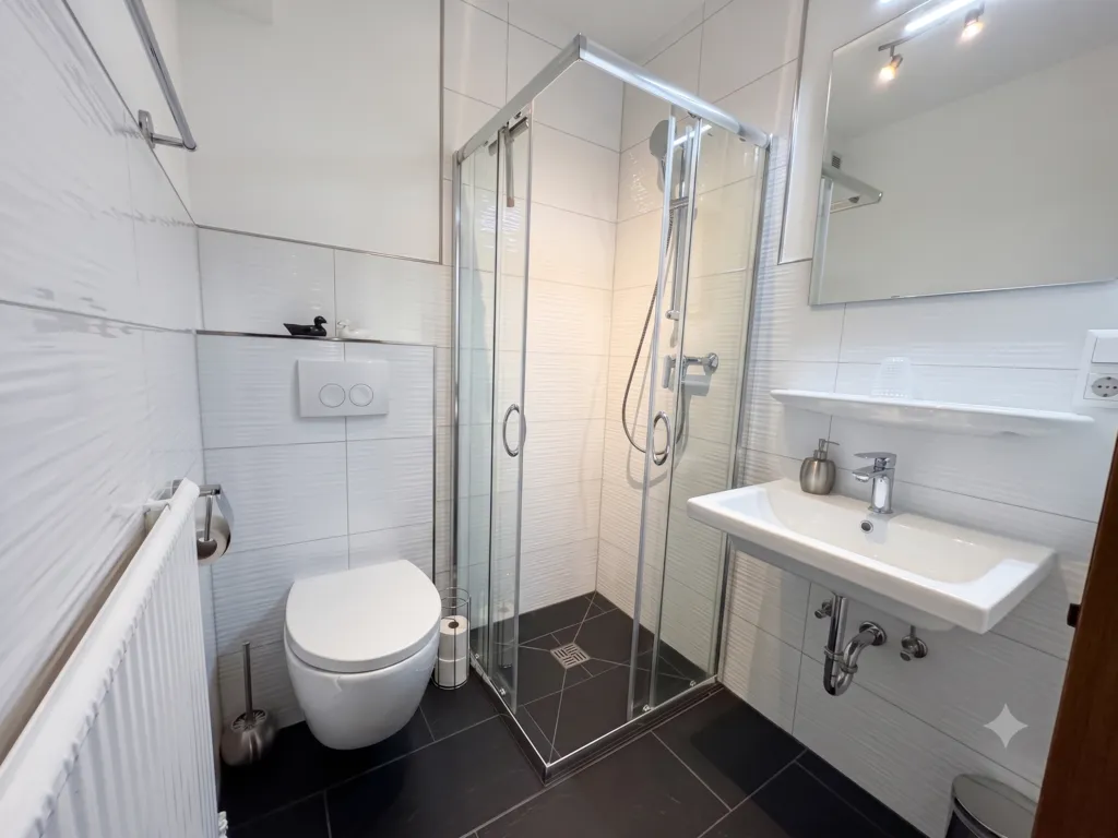 Modern bathroom.
